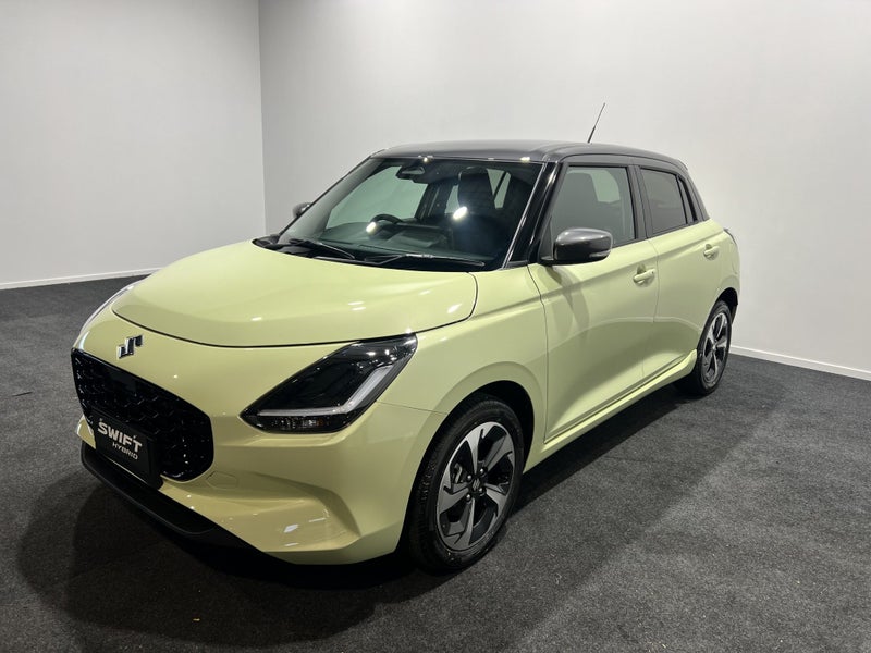 2025 Suzuki Swift RS Hybrid image 3