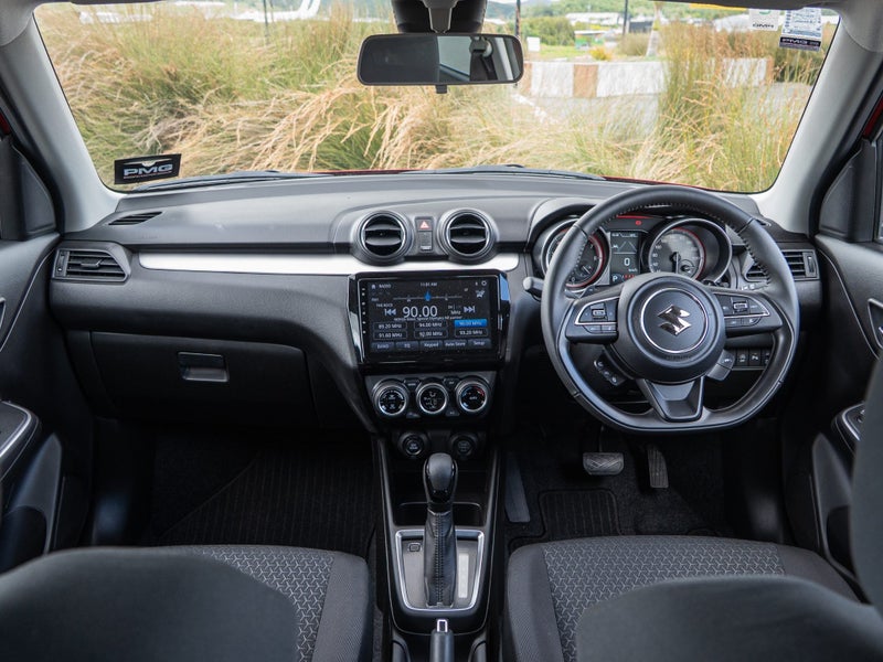 2025 Suzuki Swift RS Hybrid Vibe 1.2 Auto image 2