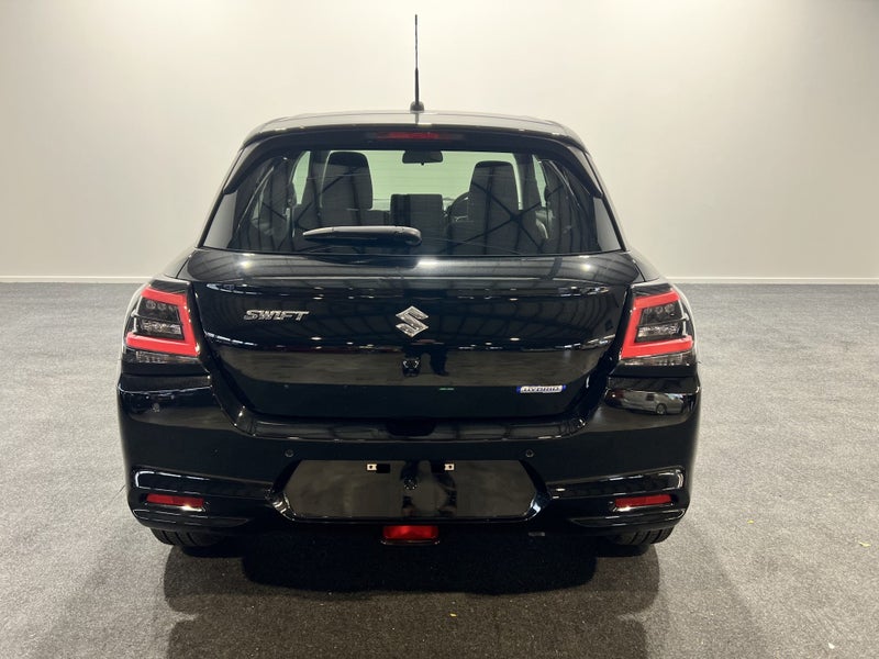 2025 Suzuki Swift RS Hyrbrid image 5