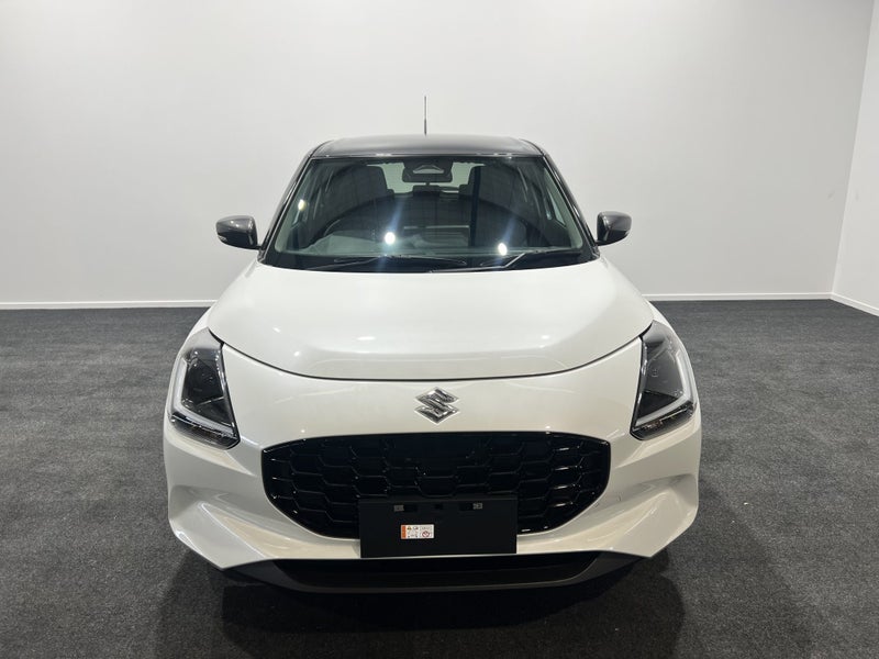 2025 Suzuki Swift RS Hyrbrid image 2