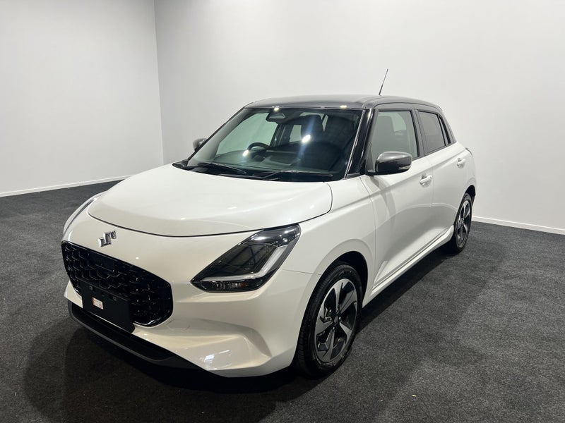 2025 Suzuki Swift RS Hyrbrid image 3