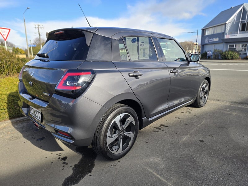 2025 Suzuki Swift RSC 1.2 Auto - image 4