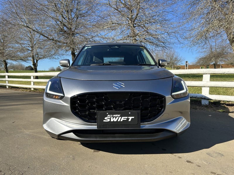 2025 Suzuki Swift RSC 1.2 CVT Hybrid image 2