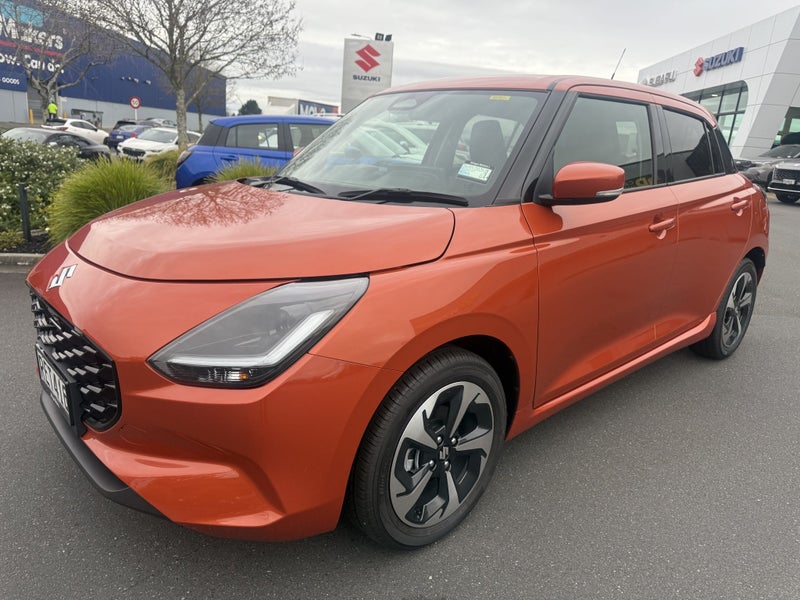 2025 Suzuki Swift RSC 1.2 CVT Hybrid image 3