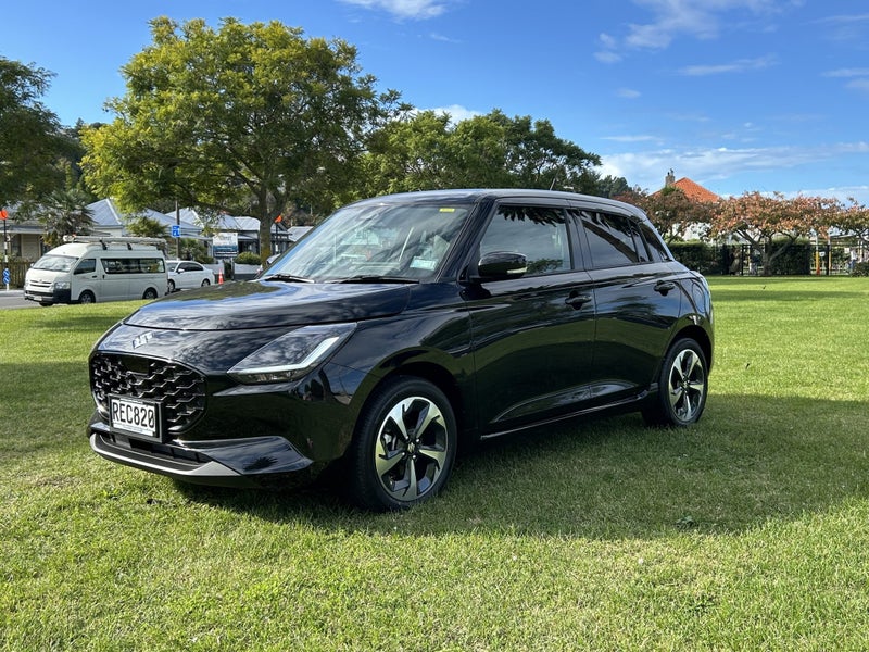 2025 Suzuki Swift RSC 1.2Pmh/Cvt image 4