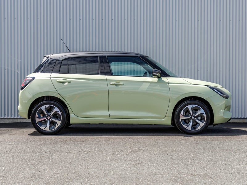2025 Suzuki Swift RSC AUTO TWO TONE HYBRID image 5