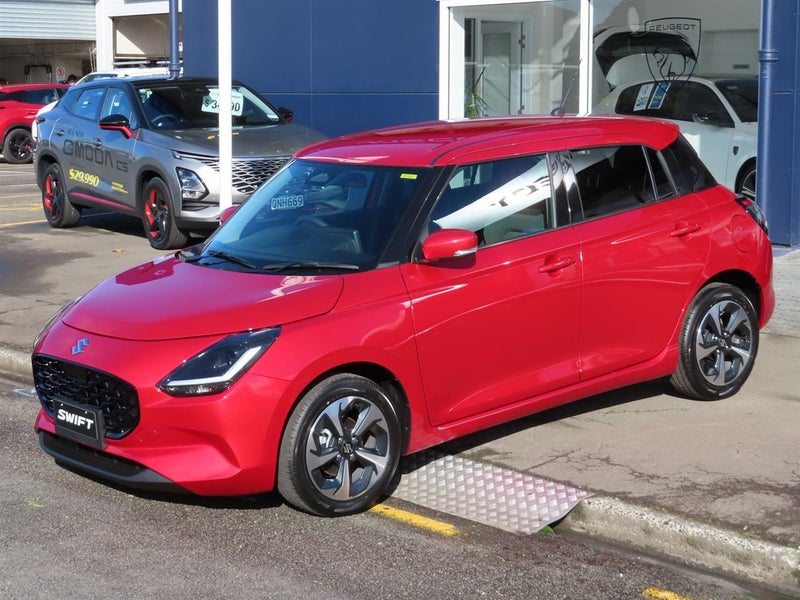 2025 Suzuki Swift RSC HYBRID AUTO image 2