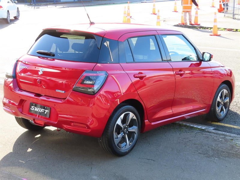 2025 Suzuki Swift RSC HYBRID AUTO image 5