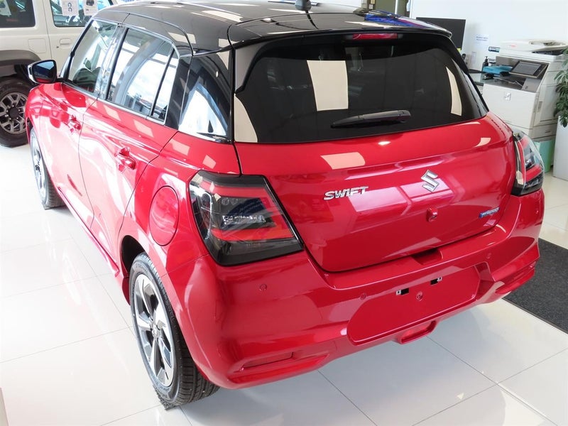 2025 Suzuki Swift RSC HYBRID AUTO image 3