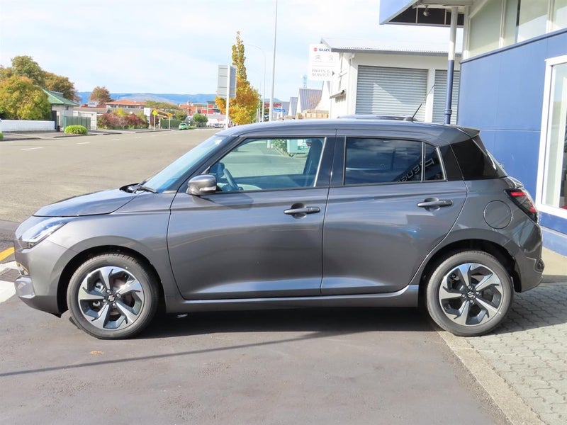 2025 Suzuki Swift RSC HYBRID AUTO image 3
