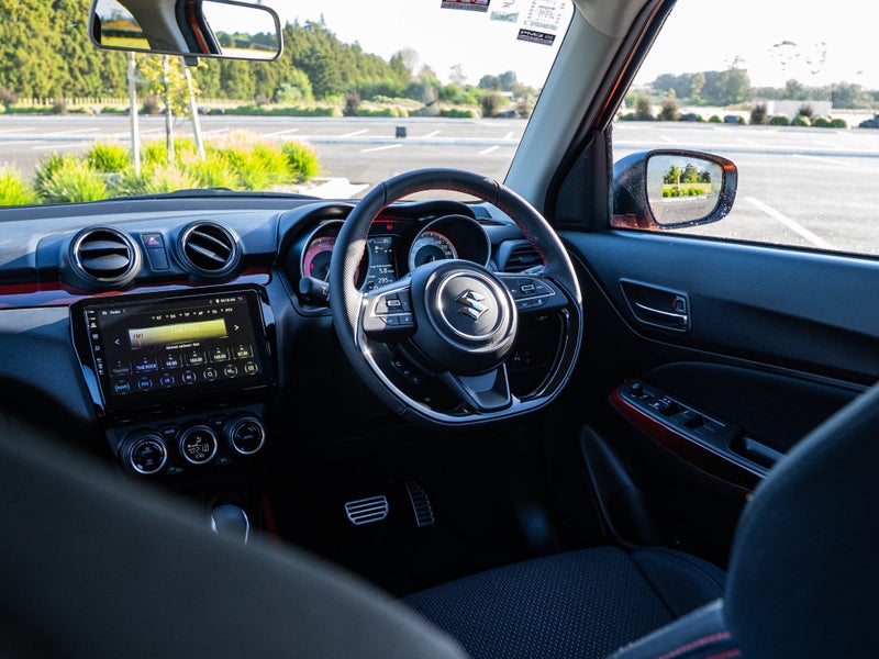 2025 Suzuki Swift Sport 1.4 Turbo Auto 2-Tone image 2