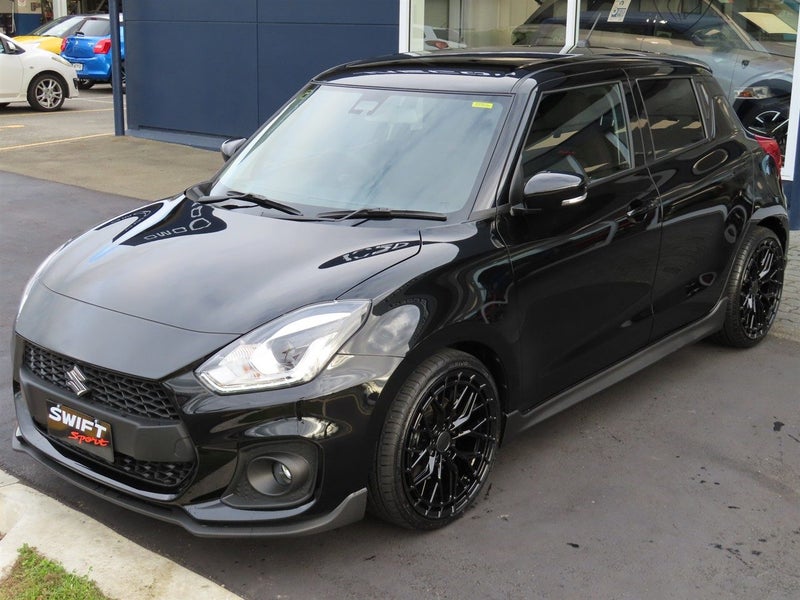 2025 Suzuki Swift SPORT 1.4T AUTO image 2