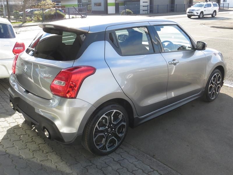 2025 Suzuki Swift SPORT 1.4T AUTO image 5