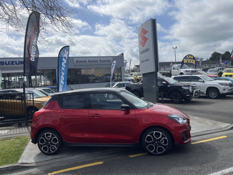 2025 Suzuki Swift SPORT image 4