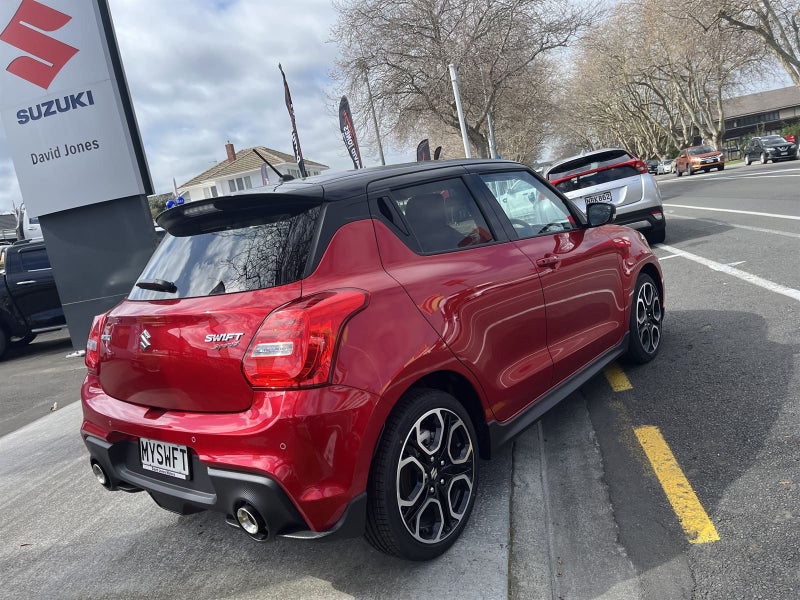2025 Suzuki Swift SPORT image 5