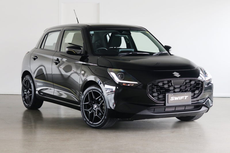 2025 Suzuki Swift SR image 2