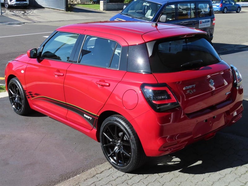 2025 Suzuki Swift SR HYBRID AUTO image 4
