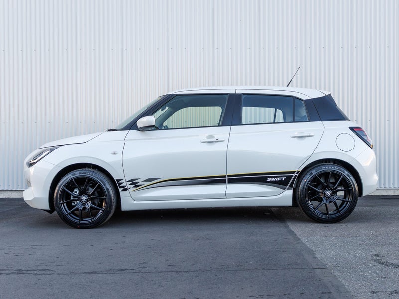 2025 Suzuki Swift SR LIMITED EDITION image 3
