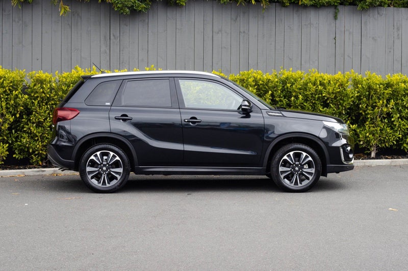 2025 Suzuki Vitara Hybrid 2WD image 2