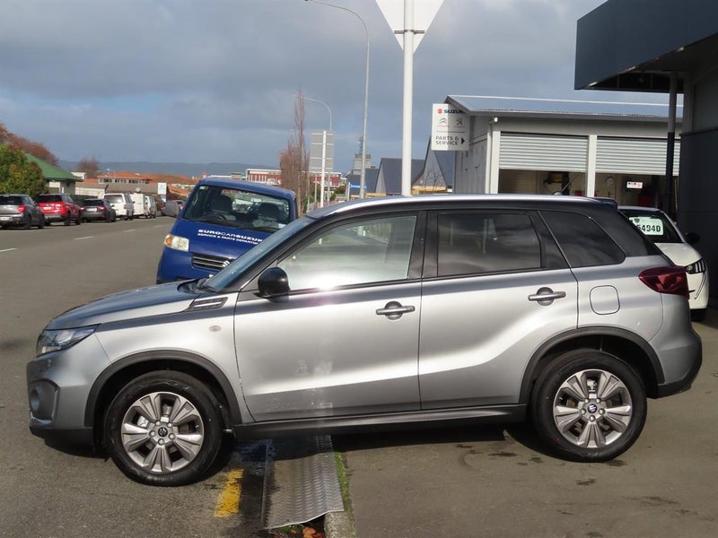 2025 Suzuki Vitara HYBRID JX MANUAL image 3