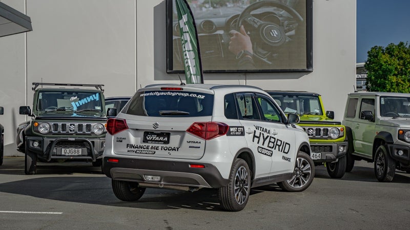2025 Suzuki Vitara Jlx Hybrid 2Wd 1.4Pt image 2