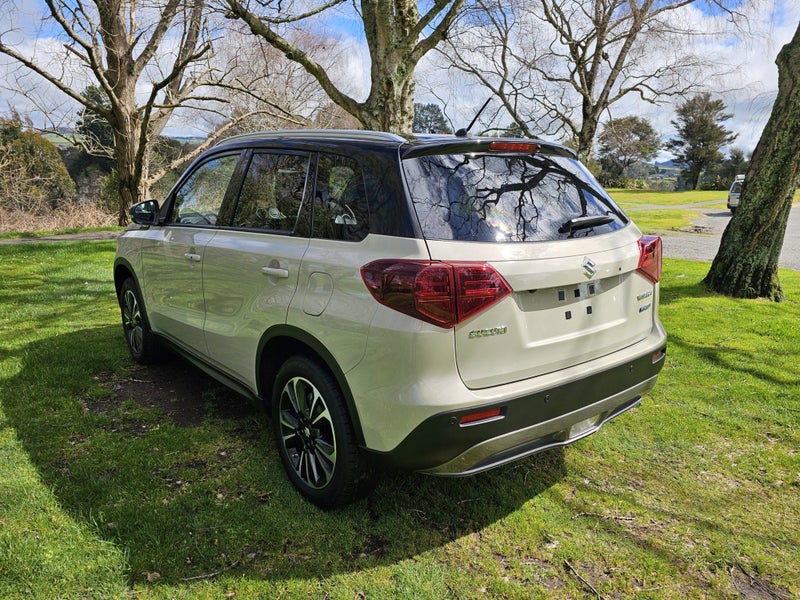 2025 Suzuki Vitara JLX HYBRID 2WD 1.4PT image 3