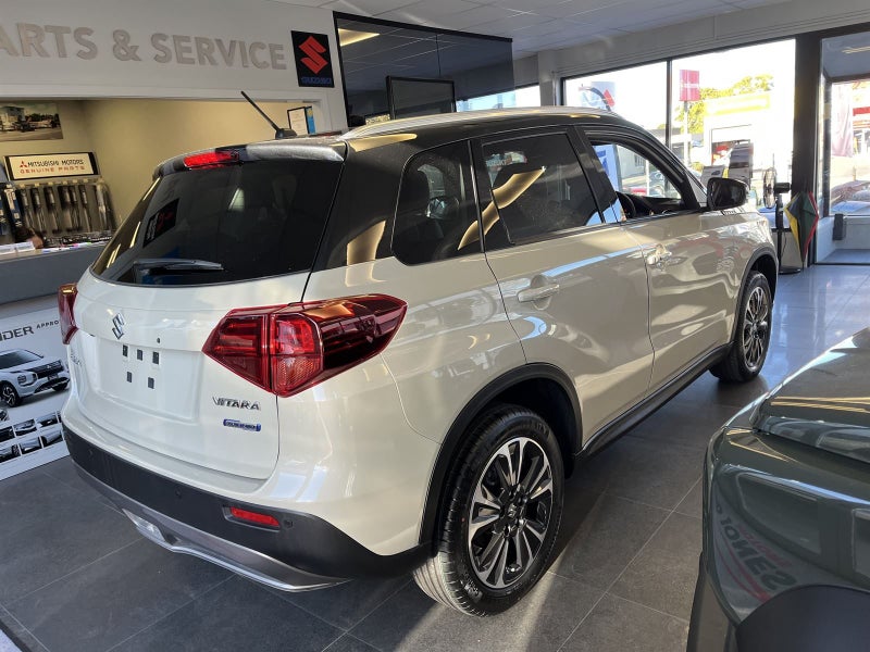 2025 Suzuki Vitara JLX Hybrid 2WD image 5