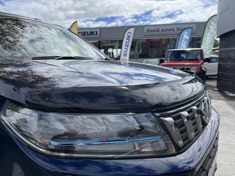 2025 Suzuki Vitara JLX Hybrid 2WD image 2