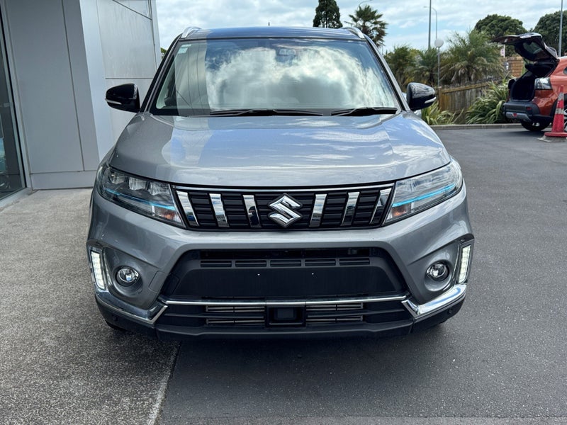 2025 Suzuki Vitara JLX Hybrid image 3