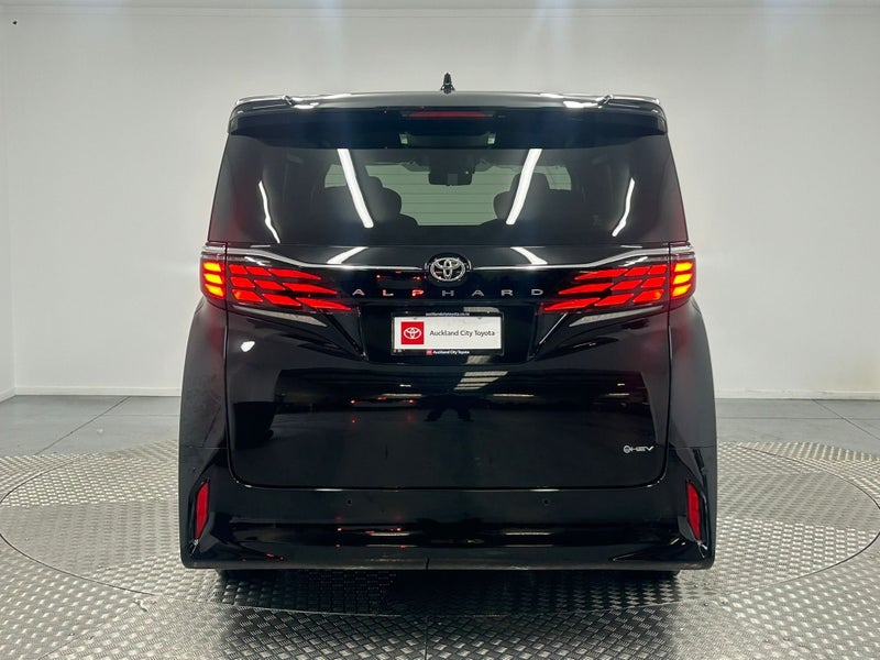 2025 Toyota Alphard 2.5 Hybrid Z 7 Seater image 4