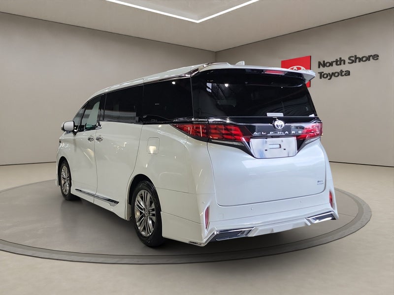 2025 Toyota Alphard 2.5L Hybrid Z 4WD Wagon image 4