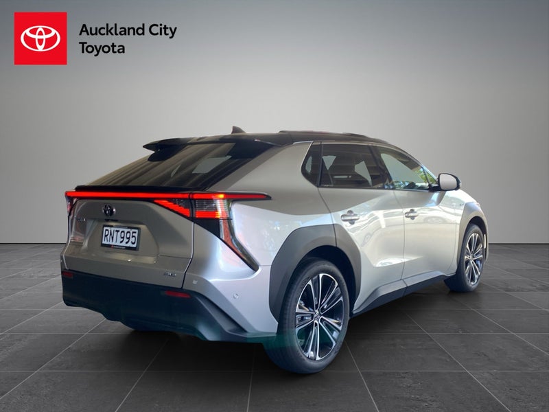 2025 Toyota bZ4X Motion 71Kwh/Ev/4Wd image 2