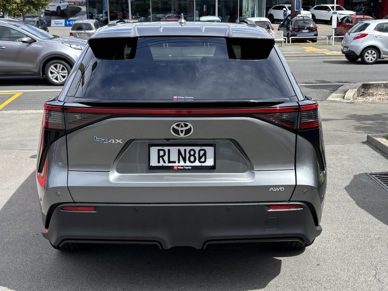 2025 Toyota bZ4X Motion 71Kwh/Ev/4Wd image 5