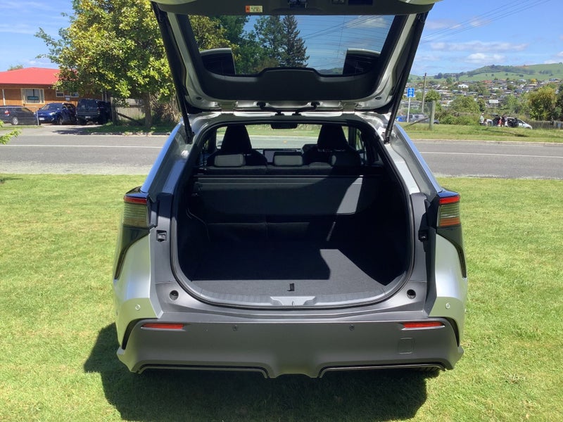 2025 Toyota bZ4X Motion BEV AWD image 5