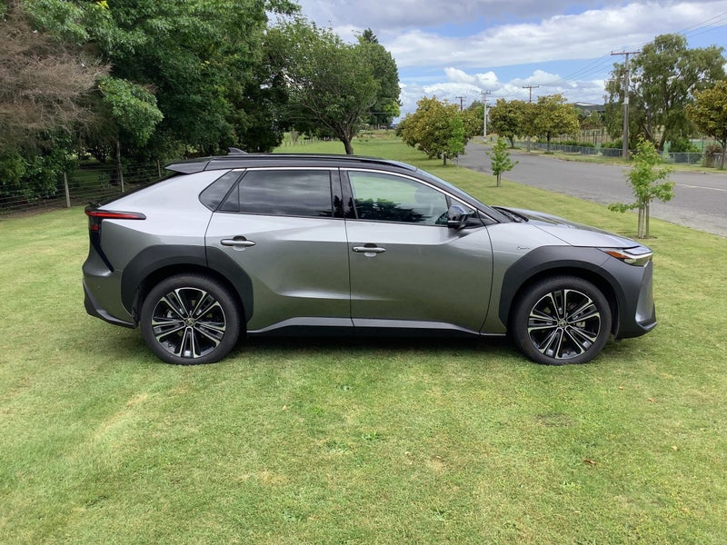 2025 Toyota bZ4X Motion BEV AWD image 4