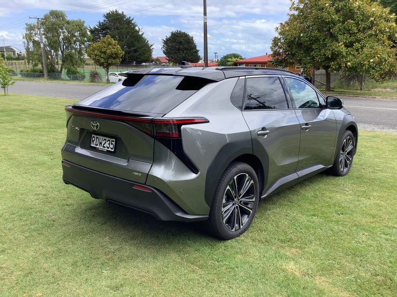 2025 Toyota bZ4X Motion BEV AWD image 5