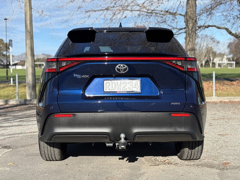 2025 Toyota bZ4X Motion BEV AWD image 4