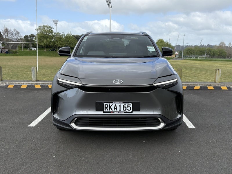 2025 Toyota bZ4X Motion BEV AWD SUV/5D/5S image 2