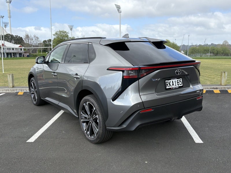 2025 Toyota bZ4X Motion BEV AWD SUV/5D/5S image 5