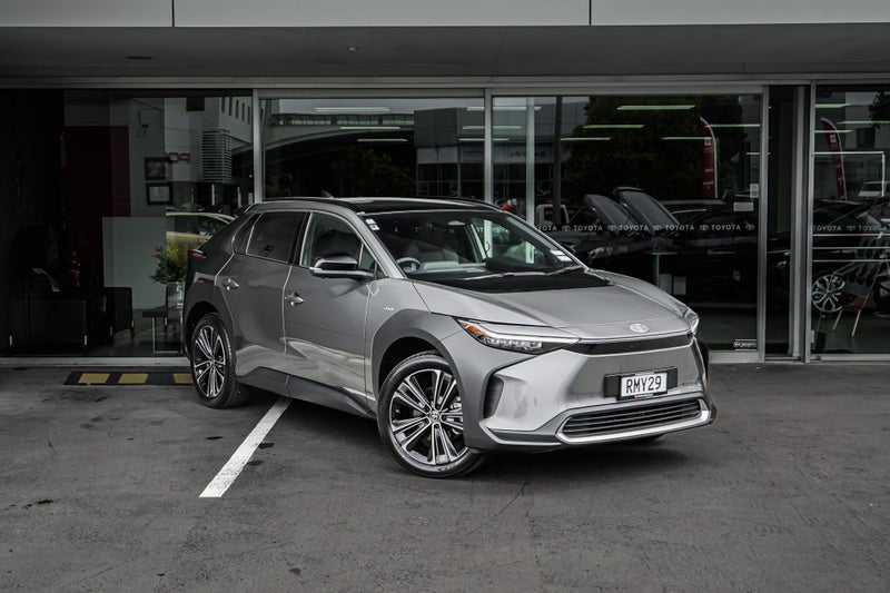 2025 Toyota bZ4X Motion BEV AWD SUV/5D/5S image 1