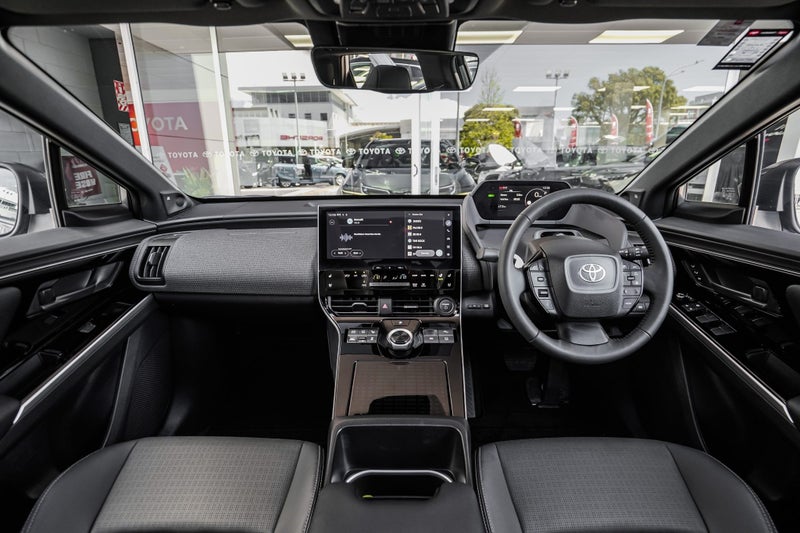 2025 Toyota bZ4X Motion BEV AWD SUV/5D/5S image 2