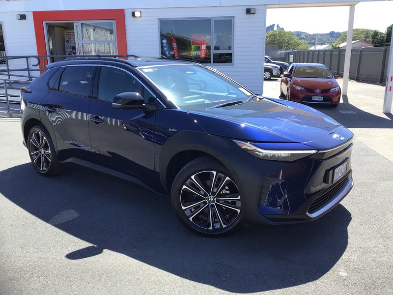 2025 Toyota bZ4X Motion BEV AWD SUV/5D/5S (YEAM... image 1
