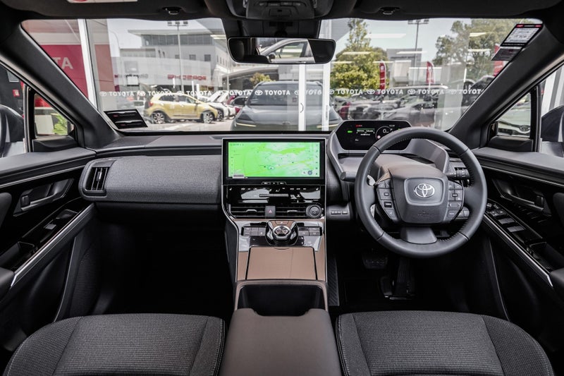 2025 Toyota bZ4X Pure BEV FWD SUV/5D/5S image 2