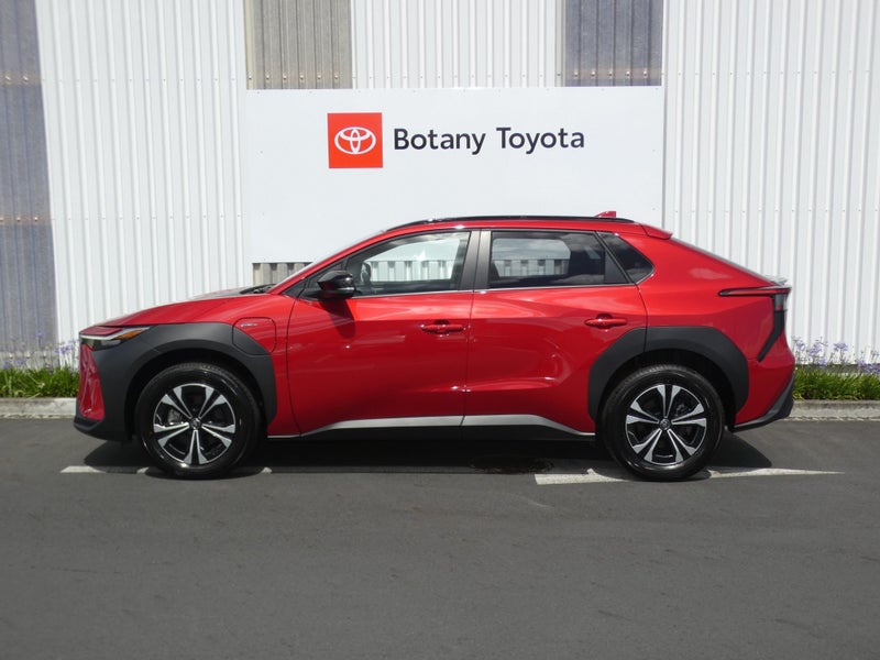 2025 Toyota bZ4X Pure BEV FWD SUV/5D/5S (XEAP-NM1) image 5