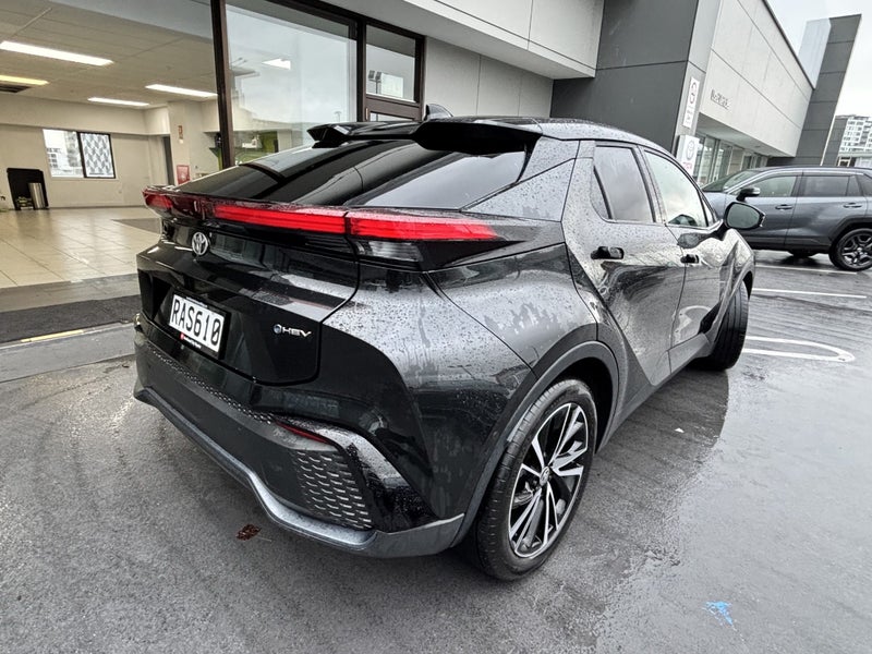 2025 Toyota C-HR 1.8 HYBRID LIMITED image 3