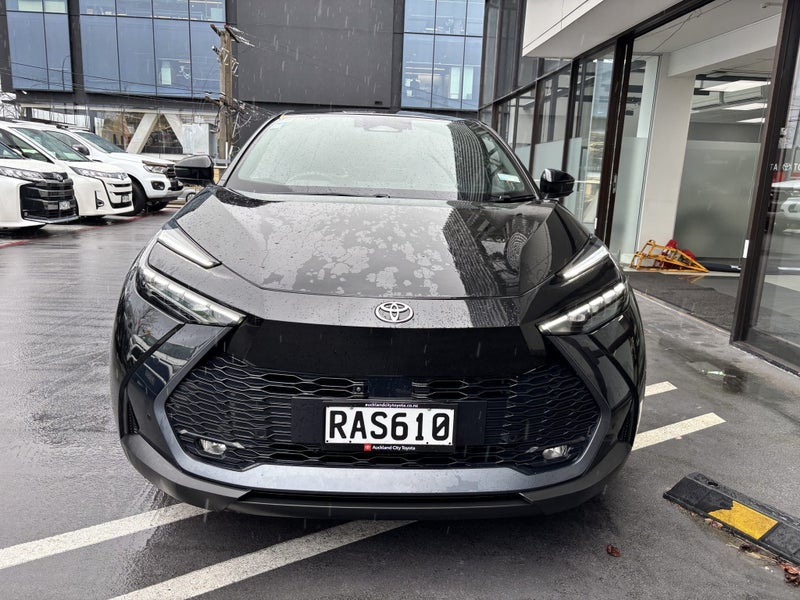 2025 Toyota C-HR 1.8 HYBRID LIMITED image 4
