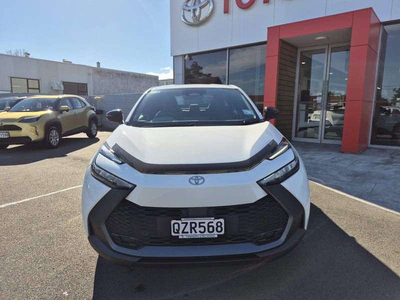 2025 Toyota C-HR 1.8P GX HEV CVT FWD image 2