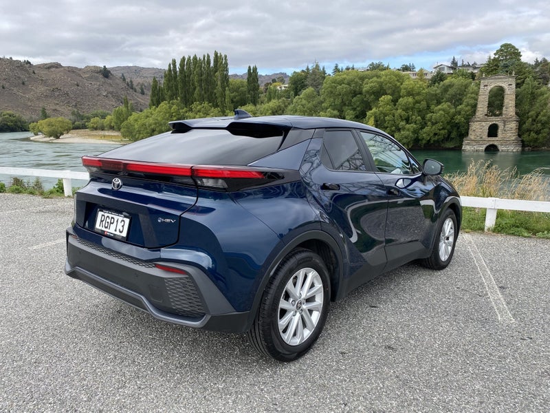 2025 Toyota C-HR GX 1.8 image 3