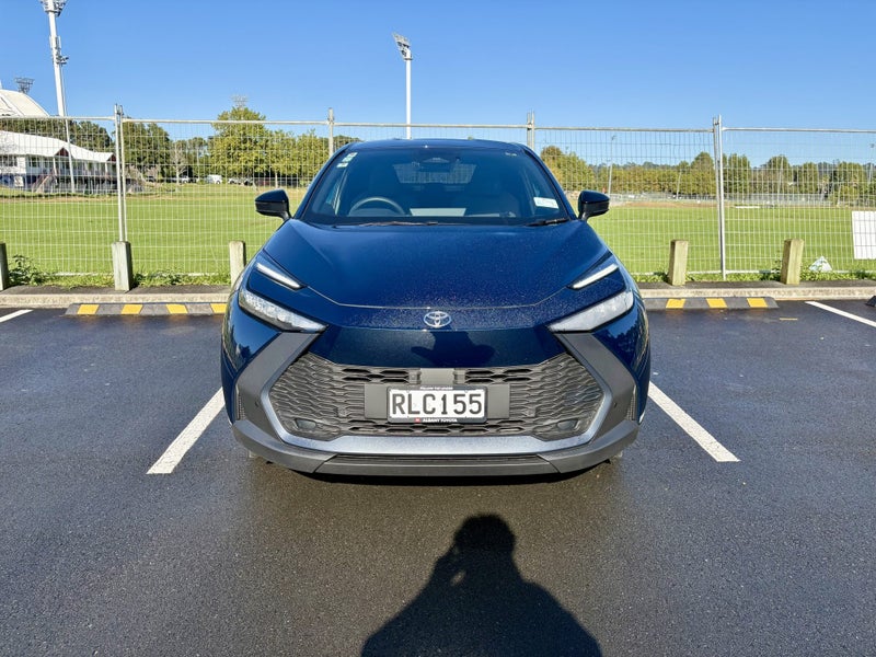 2025 Toyota C-HR GX 1.8P HEV CVT FWD SUV/5D/5S image 2