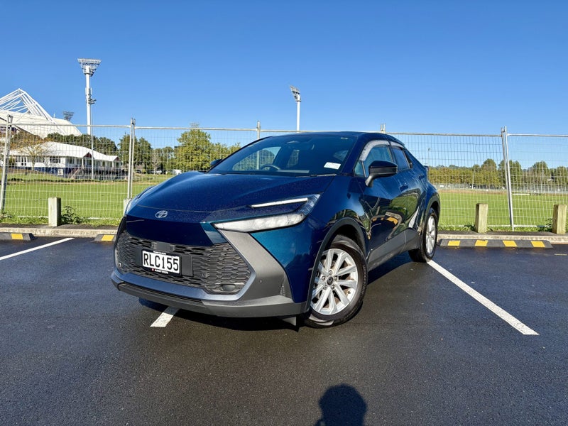 2025 Toyota C-HR GX 1.8P HEV CVT FWD SUV/5D/5S image 3
